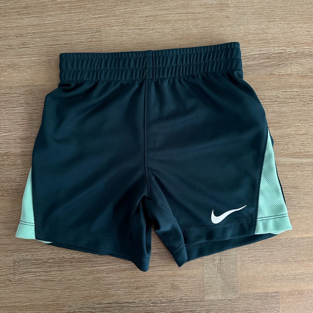 Nike | Dri-fit Shorts | 24m